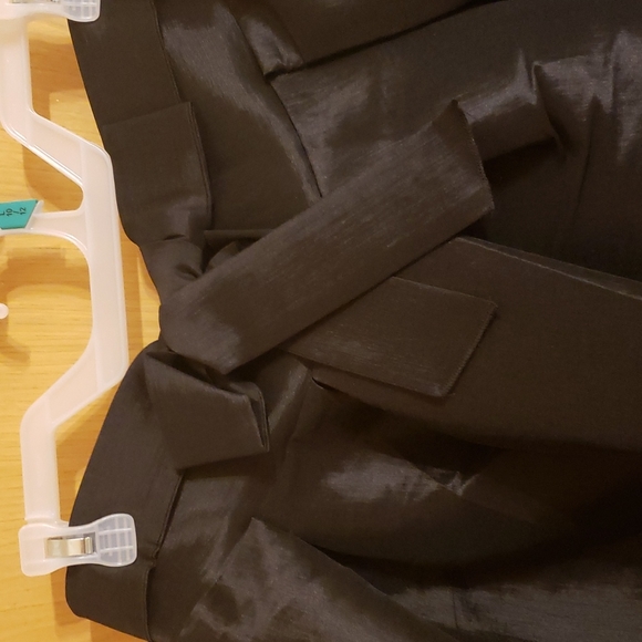 Black Hi-Lo Skirt - Picture 2 of 5